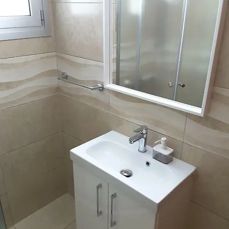 Lighthouse By The Sea Lovely 2bdr