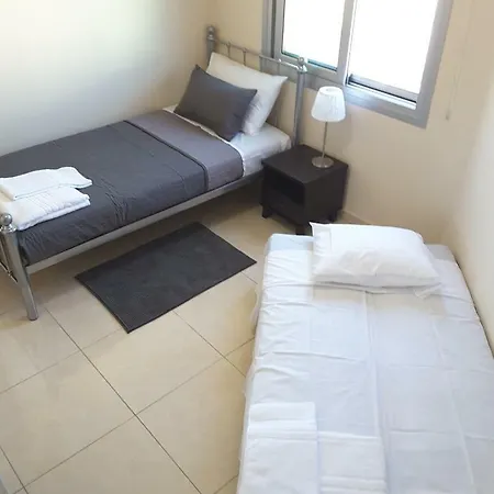 Lighthouse By The Sea Lovely 2bdr