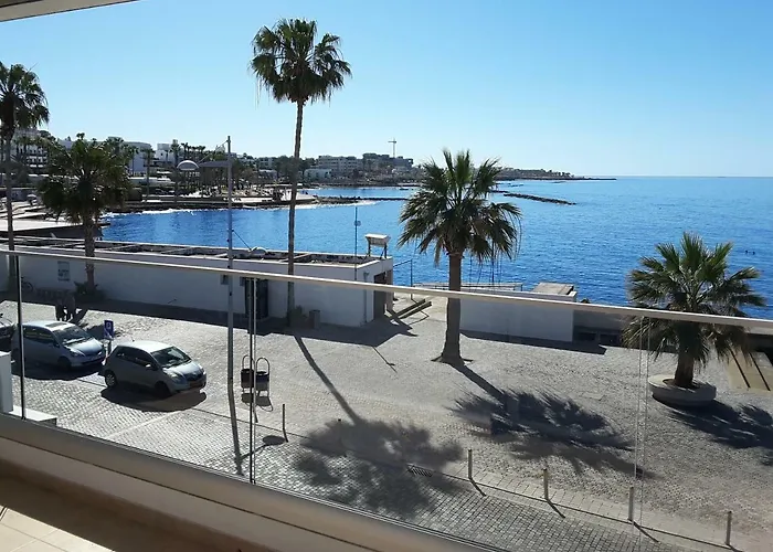 Apartmán Lighthouse By The Sea Lovely 2bdr Paphos