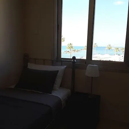 Lighthouse By The Sea Lovely 2bdr