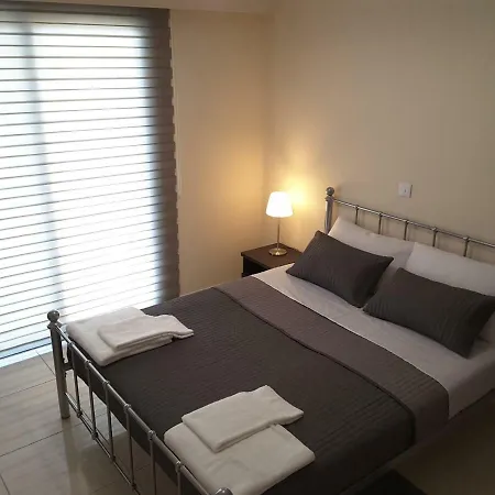 Lighthouse By The Sea Lovely 2bdr Lejlighed Paphos