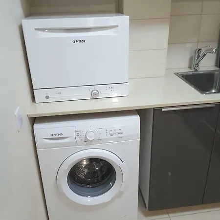 Lighthouse By The Sea Lovely 2bdr *